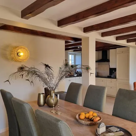 Les Oiseaux De Paradis Lacropte